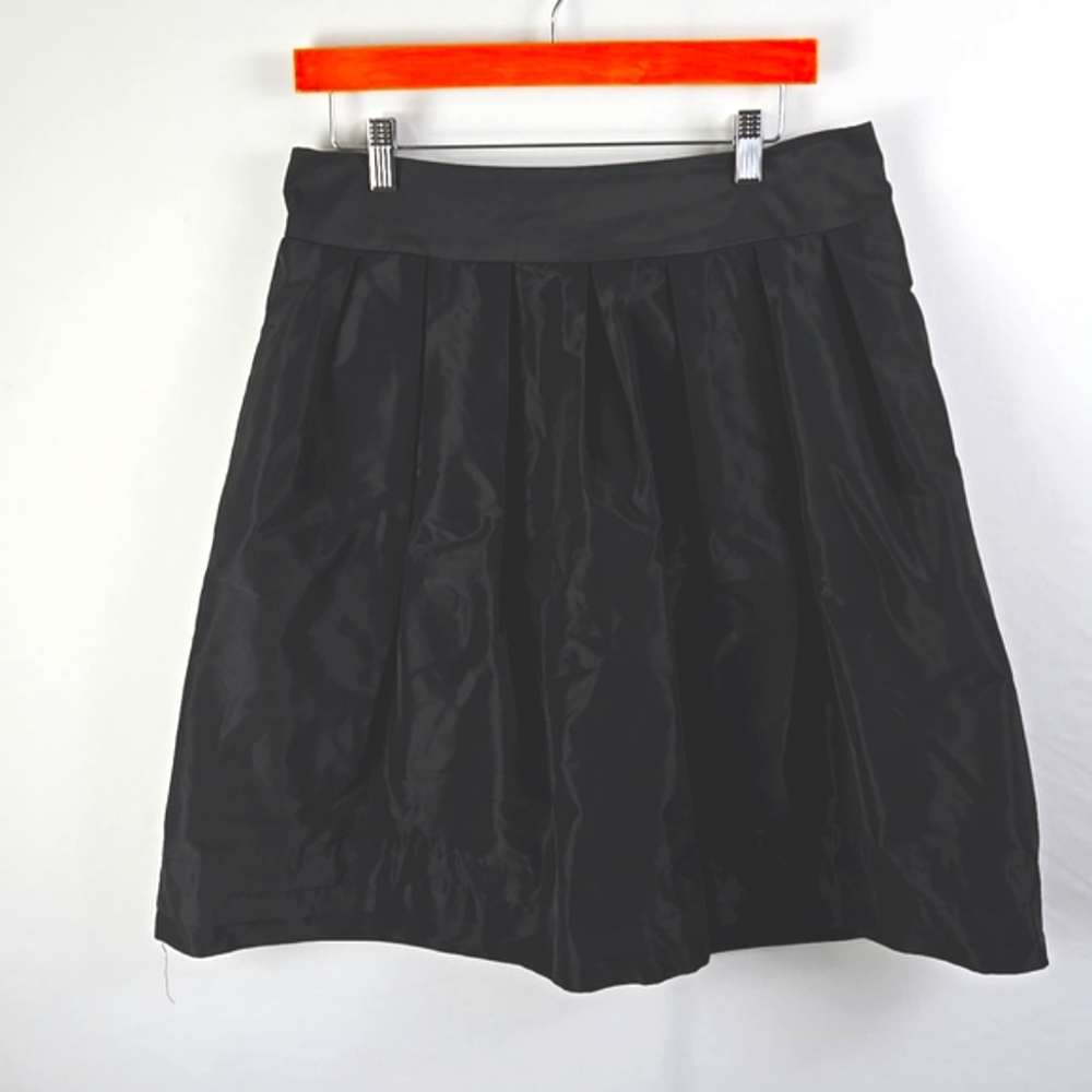 Banana Republic Black Tie Shine‎ Faille Skirt Slightly Pleated Sz 12